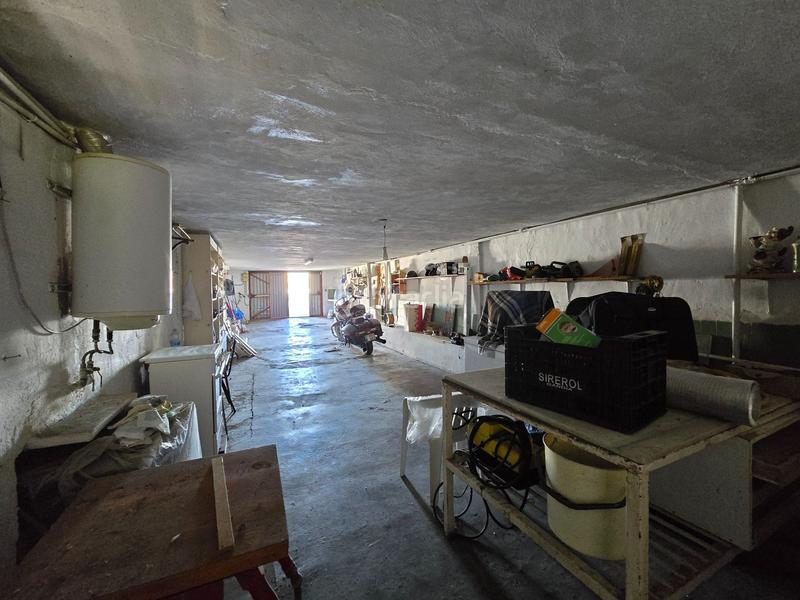 Foto 70c3fec7-792a-42b3-baa5-273259efe12e. Haus mit heizung pool in Urbanizaciones Gandia