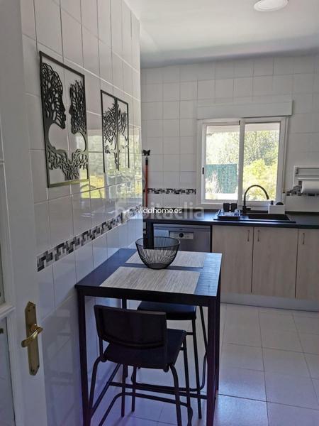 Foto 442e8b12-1852-4f40-88b5-9307300b5418. Chalet avec parking piscine dans Urbanizaciones Gandia