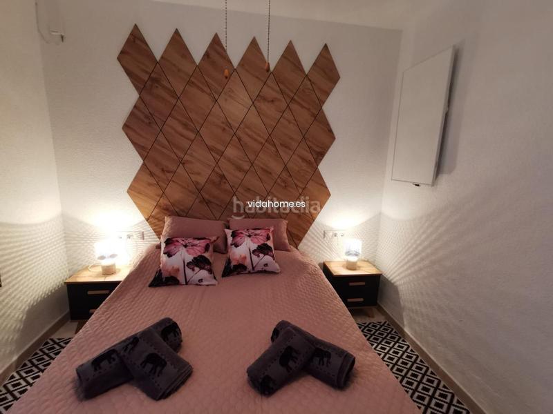 Foto b6bfaf95-a881-4c8b-ae75-02da8cd3cab6. Chalet avec parking piscine dans Urbanizaciones Gandia