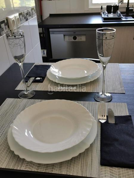 Foto f8b336c3-dd38-40e8-a078-54cc1628bfb0. Chalet avec parking piscine dans Urbanizaciones Gandia