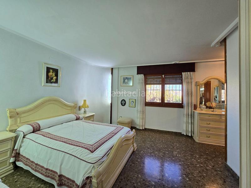 Foto 99d51b36-519d-4378-a982-e96a1d894819. Chalet mit parking pool in Urbanizaciones Gandia