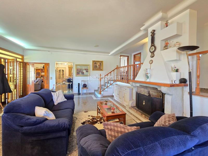 Foto f55e9cc3-3421-44e1-bf3c-c67e6c6ef5db. Chalet mit parking pool in Urbanizaciones Gandia