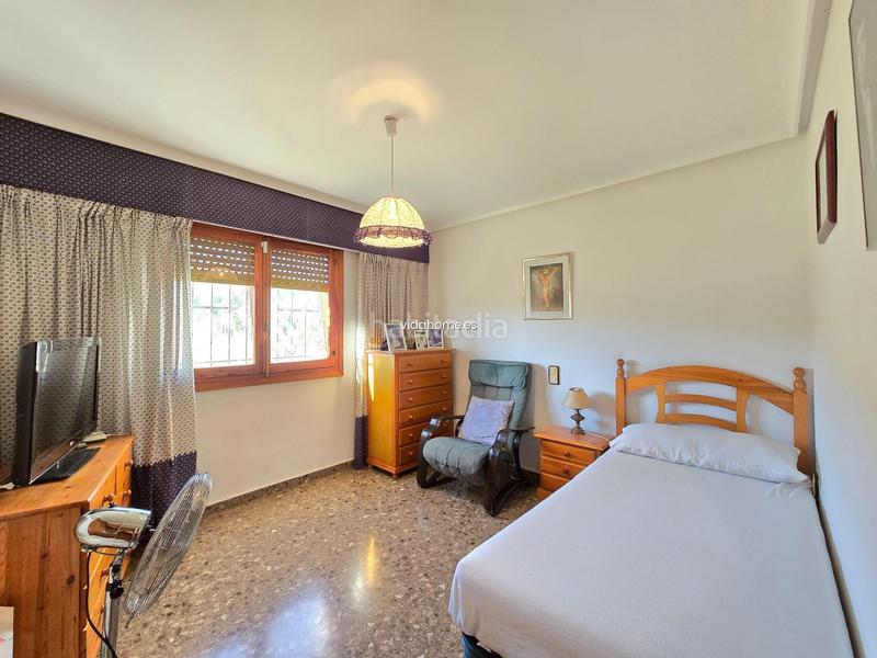 Foto 0c07ada5-e765-41ed-b9f4-c74b2af48737. Chalet with parking pool in Urbanizaciones Gandia