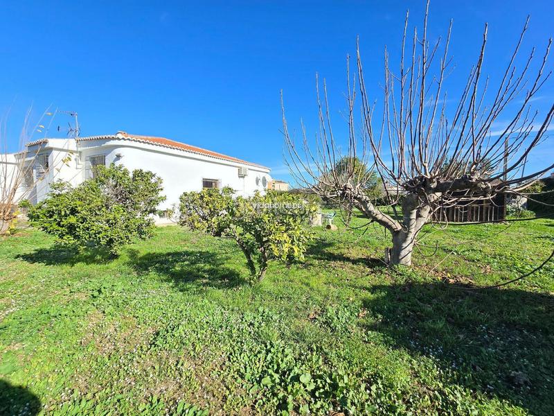 Foto b44bdd14-510a-4056-94c8-1ff55818d951. Chalet with parking pool in Urbanizaciones Gandia