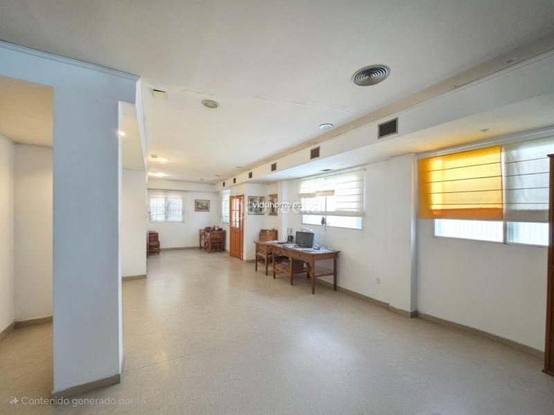 Foto 604bb877-9fdc-4045-a13e-7144176ca8fe. Locale commerciale in Grau de Gandía-Marenys de Rafalcaid Gandia