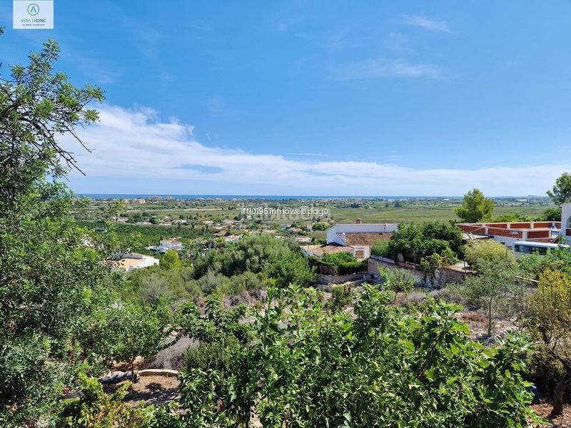 Foto fef2004e-a5f1-4474-8895-44354dd75f9c. Terreno residencial en Oliva pueblo Oliva