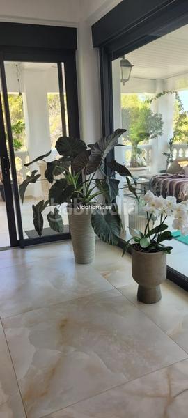 Foto aada1dda-fa34-4c4f-a53a-0fa9b063b0ed. Chalet avec parking piscine dans Urbanizaciones Gandia