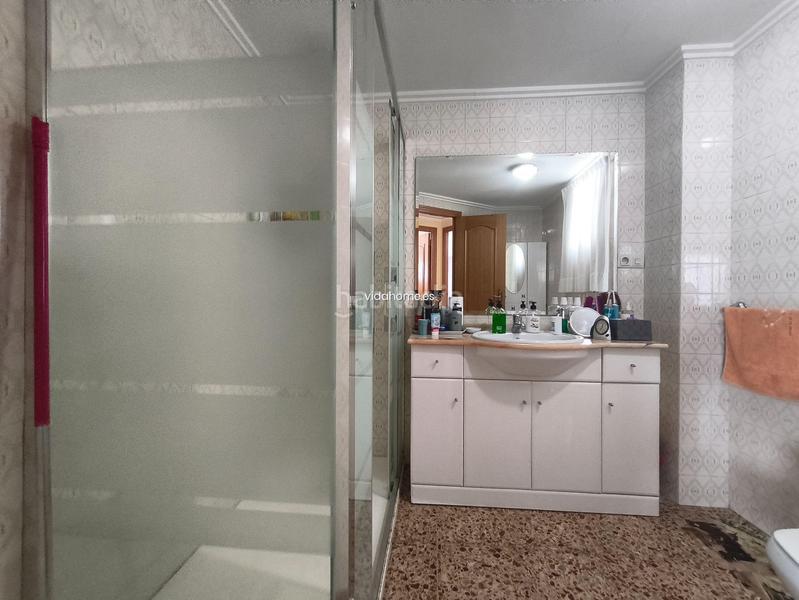 Foto 0c0102e1-8ca6-4dec-bd7c-f9bdfaf250c1. Piso magnífico piso con garaje en gandía! una oportunidad excepcional en una ubicación privilegiada en Gandia