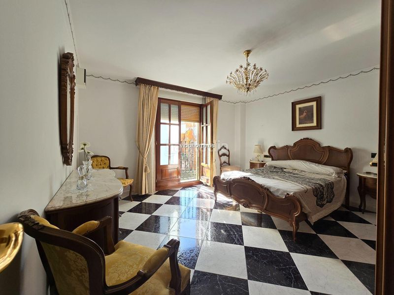 Foto c3fe85c4-fffa-4462-a9f2-ad8156bd054a. Chalet en Oliva pueblo Oliva