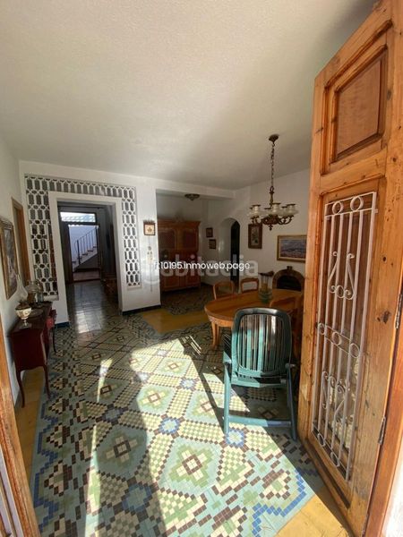 Foto a80ff759-d79e-4138-b038-07eafa4e952b. Xalet amb aparcament a Barx
