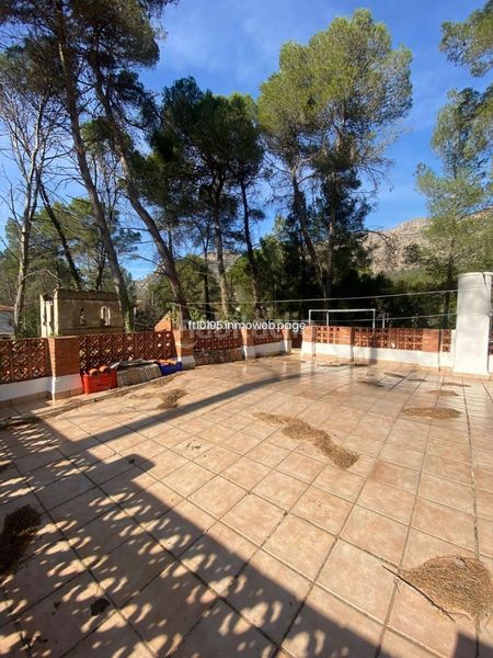 Foto e4bb5865-87f4-427a-a6f3-93690b62af6e. Xalet amb aparcament a Barx