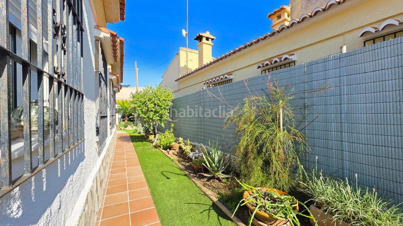 Foto 421b3275-bea9-4bc5-be28-1543ef1ec0be. Chalet  en playa en Oliva playa Oliva