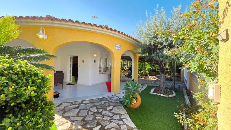Foto 7192def1-8621-4550-88ea-b873ace382c4. Chalet  en playa en Oliva playa Oliva