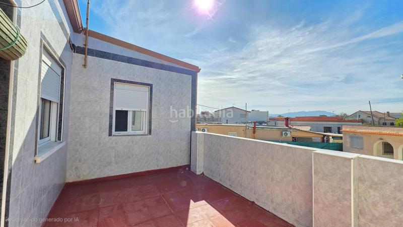 Foto 14f53ac9-30ac-425a-a0c8-15e394f09e12. Chalet tu casa frente al mar te está esperando en Gandia