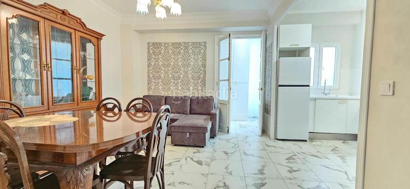 Foto 6ee0d2c4-ce3e-4c91-a71c-829b33a364e7. Pis a Oliva pueblo Oliva