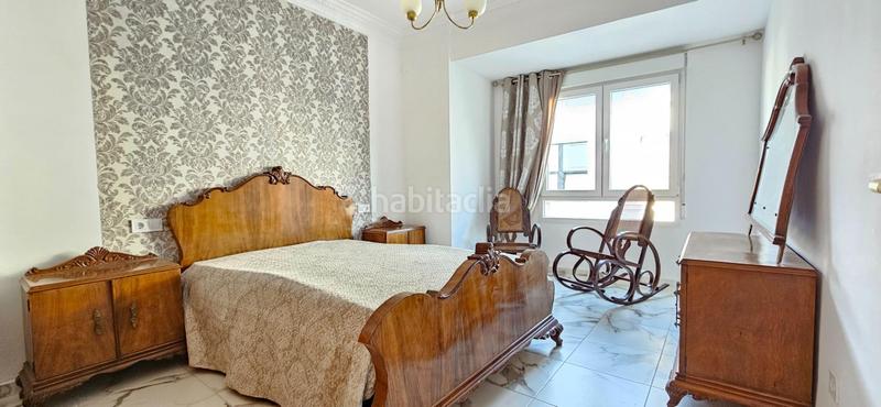 Foto cdc3ba7a-0e55-4993-9b0a-e97567088969. Pis a Oliva pueblo Oliva