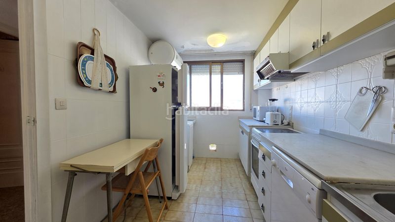 Foto a33ec72f-4682-4e0b-9a41-76309d410847. Dúplex amb aparcament piscina a Playa de Gandía Gandia