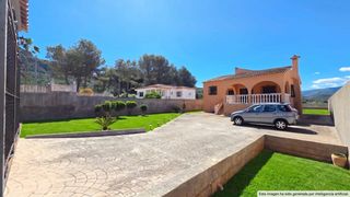 Chalet in Urbanizaciones