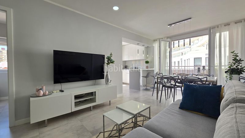 Foto c86df6a1-ca78-4a54-8abf-fa4250367216. Pis amb calefacció terrassa a Playa de Gandía Gandia