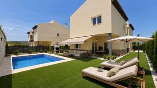 Casa adossada a Benicolet