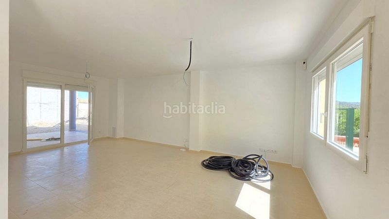 Foto b2b7500e-913a-4939-a3b2-3f42d54fe14b. Casa adossada amb piscina a Benicolet