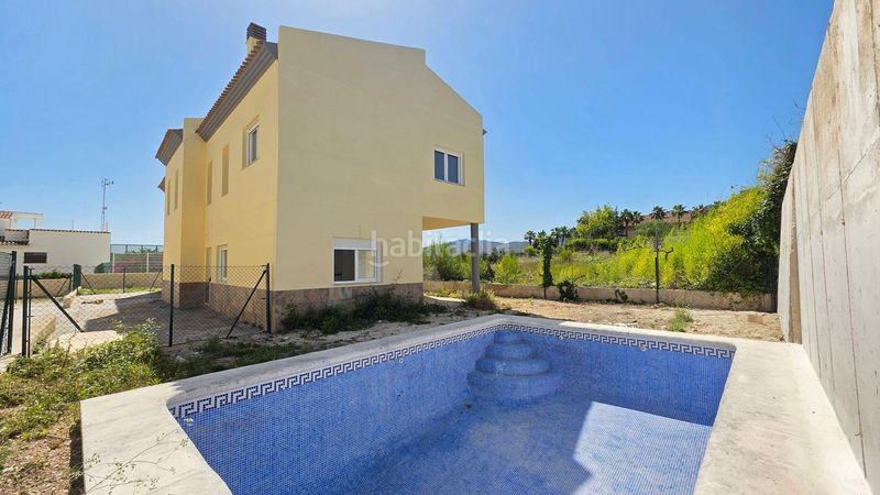 Foto ce5c8f0c-643f-4848-bb30-3e9f54d3acda. Casa adossada amb piscina a Benicolet