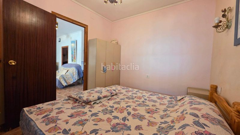 Foto abc37607-6333-471b-965e-e2c45cf2f903. Casa amb aparcament a Daimús
