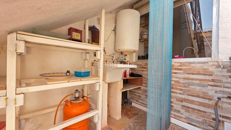 Foto b3c72717-cd83-4159-89a2-8da48e5ee065. Casa amb aparcament a Daimús