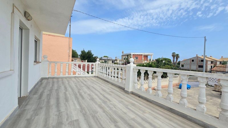 Foto 5fc9649d-0799-4a1b-a0ff-d8f65beff9a8. Xalet amb aparcament a Grau de Gandía-Marenys de Rafalcaid Gandia