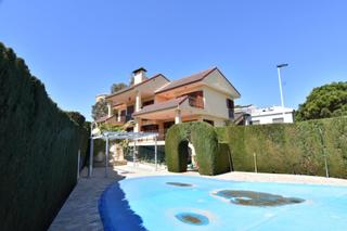 Chalet in La Cumbre-Cuatro Plumas. Chalet en venta en cuatro plumasla cumbre