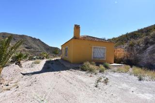 Casa a Yerri. Casa de campo en obras con finca propia