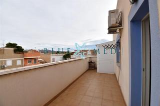 Duplex in Playa Sol. Dúplex en 1 planta en venta