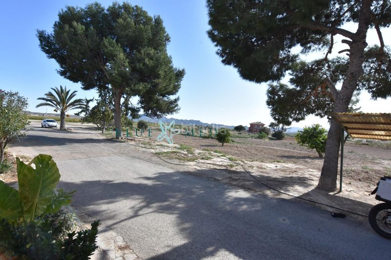 Foto ddd1ce2b-4b21-4ef7-aaed-066ad89bf381. Masia amb aparcament a Mazarrón casco urbano Mazarrón