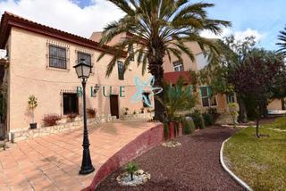 Chalet in Calle las balsicas 3. Casa de campo en venta en los lorentes