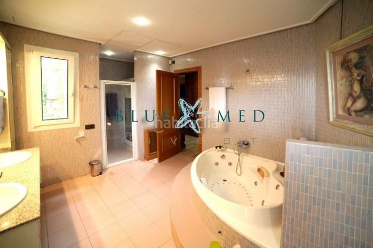 Foto a876d396-6b87-4fbe-adb9-51cdb95dffcb. Chalet en calle de la ribera sn impresionante chalet en urbanización altorreal en Molina de Segura