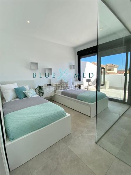 Foto df489f63-c116-4957-82a6-fba1e4199498. Chalet con parcheggio piscina in Santiago de La Ribera San Javier