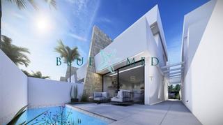 Xalet a Santiago de La Ribera. Villas pareadas de 2 plantas con 3 dormitorios, 2 baños, piscina