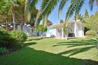 Chalet in Calle puerto de mazarrón sn. Chalet de 1 sola planta a 500 metros de la playa