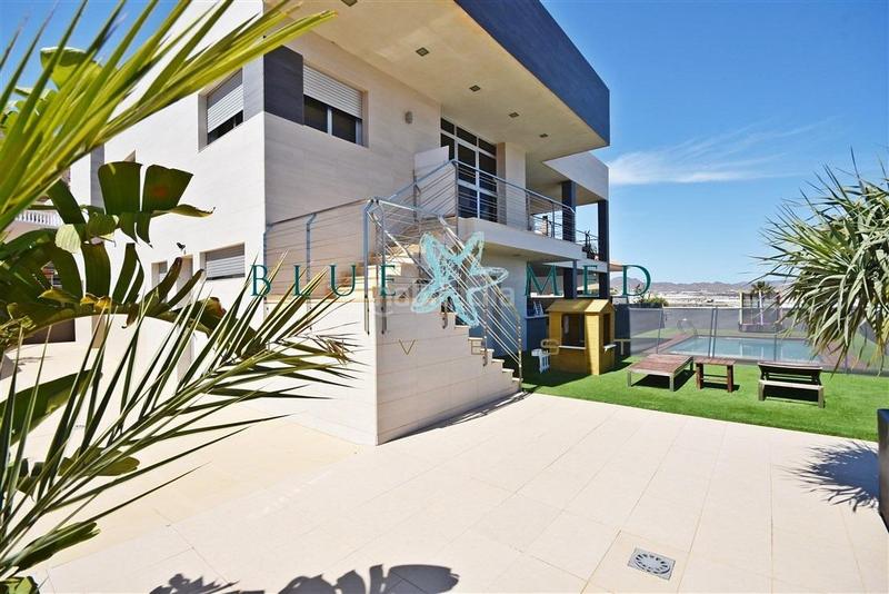 Foto 19b3e939-d572-4ccd-a4ac-d1fc395f1e26. Chalet impresionante chalet a la venta en Bolnuevo en Mazarrón