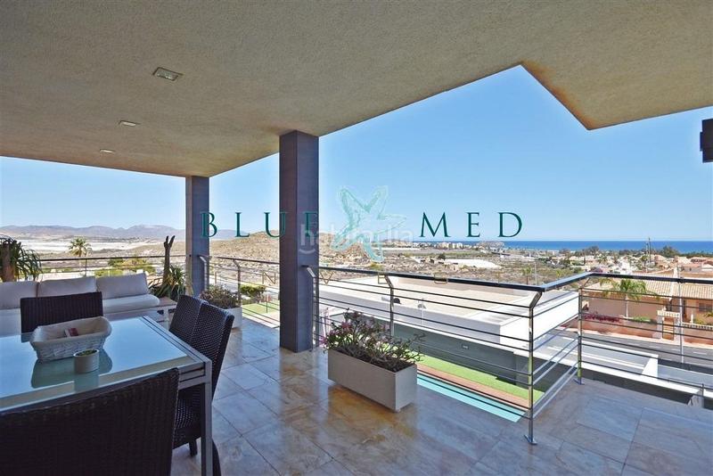 Foto 76412e7a-f0e0-40c9-b073-7460d6d2f492. Chalet impresionante chalet a la venta en Bolnuevo en Mazarrón