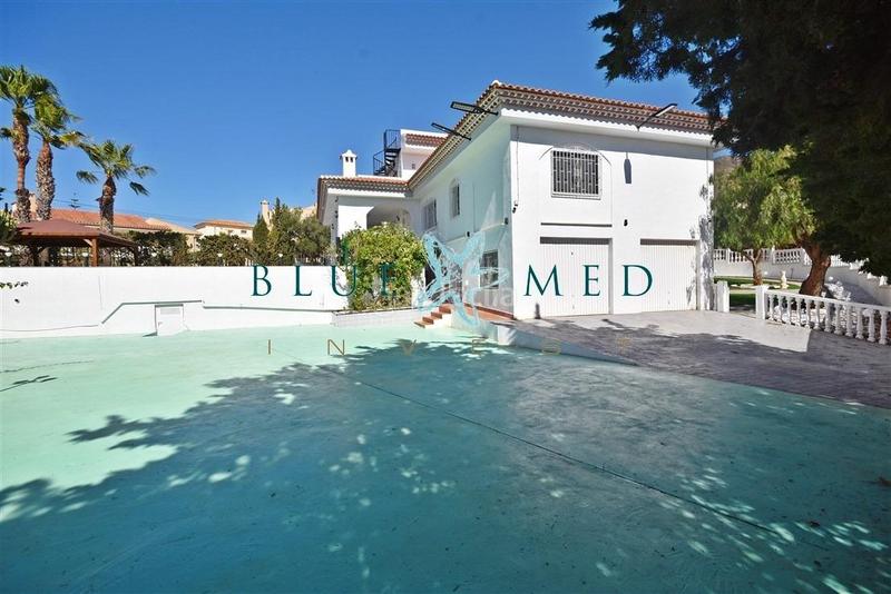 Foto cdf66b43-08eb-4833-95f9-432d57a0a821. Chalet impresionante chalet con parcela y vistas en Bolnuevo en Mazarrón