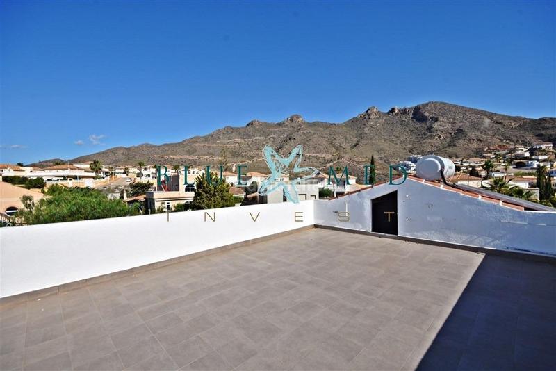Foto eeb5fefa-2cde-4825-a0ac-0608aad0bf5d. Chalet impresionante chalet con parcela y vistas en Bolnuevo en Mazarrón