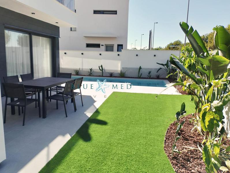 Foto 0fbd2948-9bea-41a6-8c4f-12d262aea44c. Chalet ultimo disponible para julio en Roda San Javier