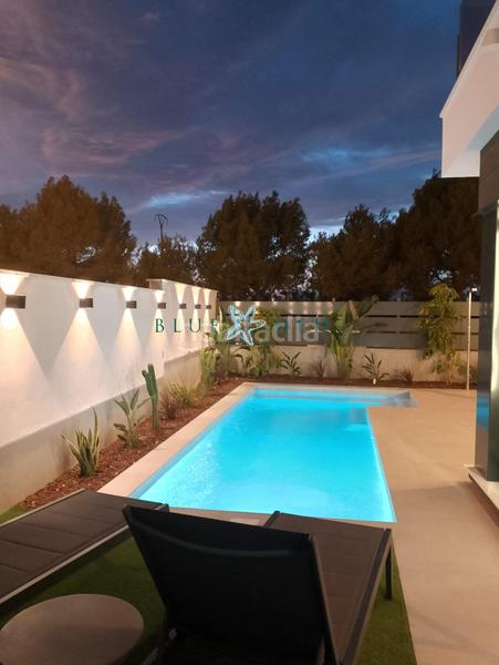 Foto a342c339-7fd3-40d0-a7eb-eac430f97d0f. Chalet ultimo disponible para julio en Roda San Javier