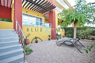 Apartament  Calle de grecia. Fantástico apartamento en planta baja en los olivos