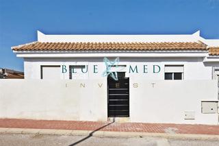 House  Calle de huéscar. Villa parcialmente reformada en camposol