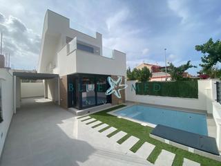 Chalet en Centro. Villa lujosa en una residencial elegante