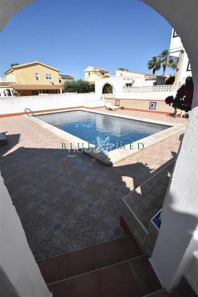 Foto e5ee86bf-6529-4b46-b7a2-86360cec3a05. Chalet avec chauffage parking piscine dans Mazarrón casco urbano Mazarrón