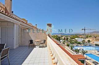 Apartament  Avenida de la isla de pascua. Apartamento con amplia terraza, piscina comunitaria y vistas al