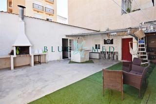 House  Calle de cubo. Magnífica casa en planta baja en esquina totalmente reformada en
